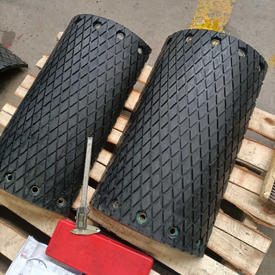 Penggantian Baut Pada Diamond Drum Pulley Lagging Untuk Kiln Feed Bucket Elevator