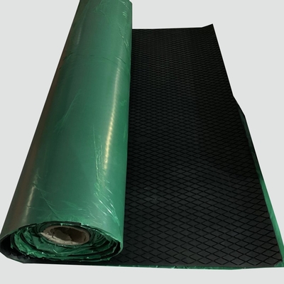 Tipe Polos Dan Lembar Lagging Karet Beralur Berlian Untuk Roller Conveyor